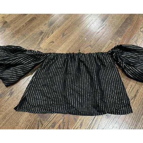 ZARA BLACK AND GOLD OFF THE SHOULDER TOP Size‎ Medium. Perfect Sexy Top - Picture 3 of 8